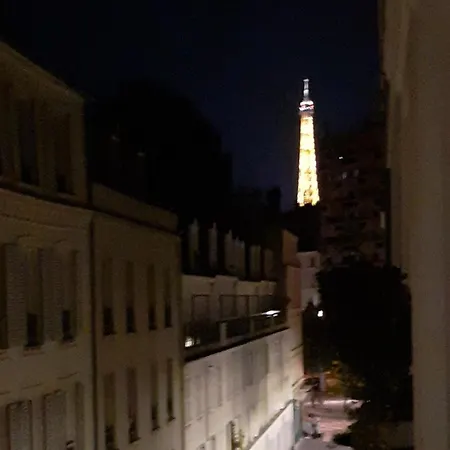 Apartmán Calme Et Proche Tour Eiffel Paříž