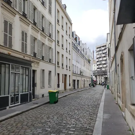 Calme Et Proche Tour Eiffel 公寓